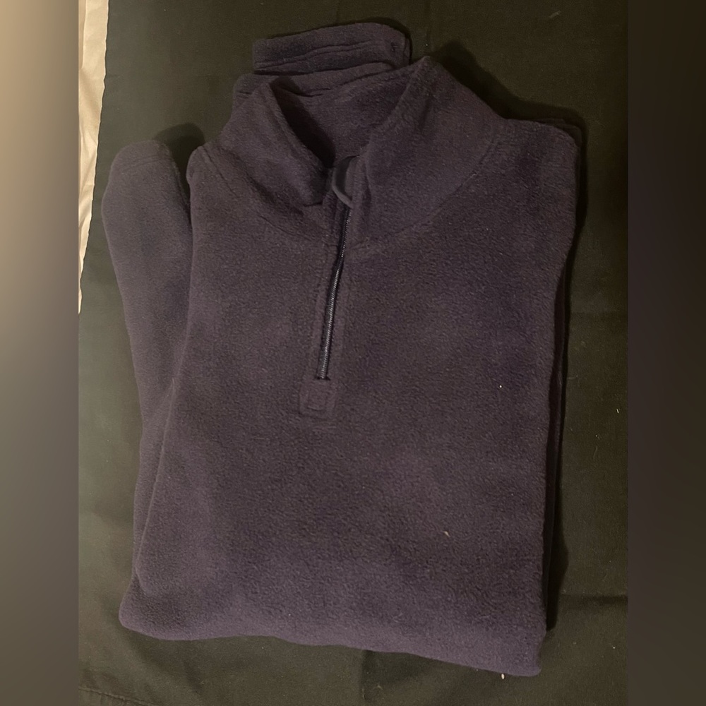 Navy light fleece, half zipper, sweatshirt. Aurique. Size Med. New w/out tags.